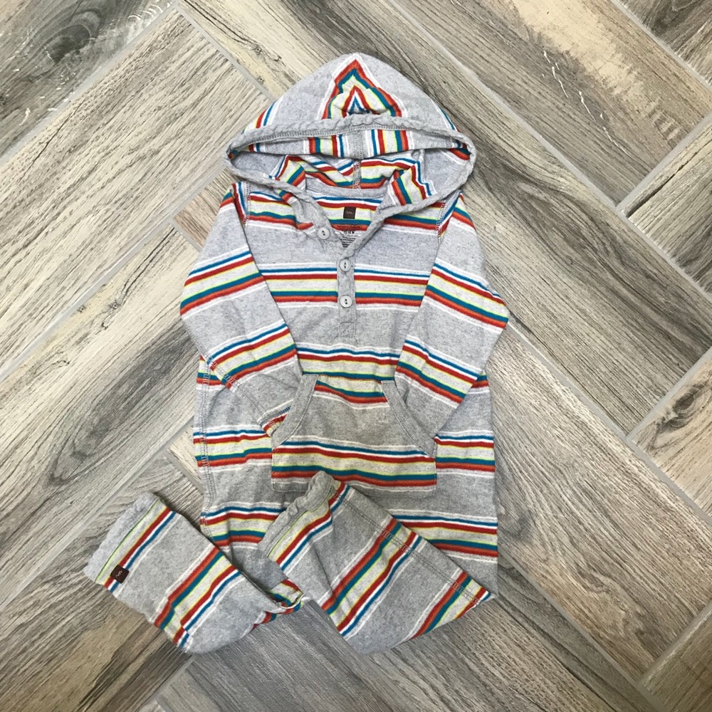 SOLD 👶🏼 Gray Tea Collection Hooded Romper 12-18M